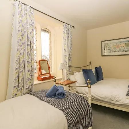 펜션 The Station House 휫비