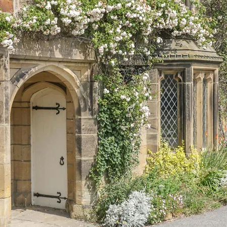 펜션 The Station House